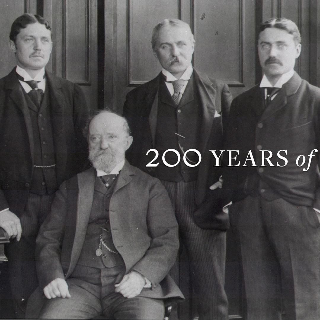 29737175_765567843636500_26248