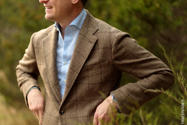 extended shoulder suit