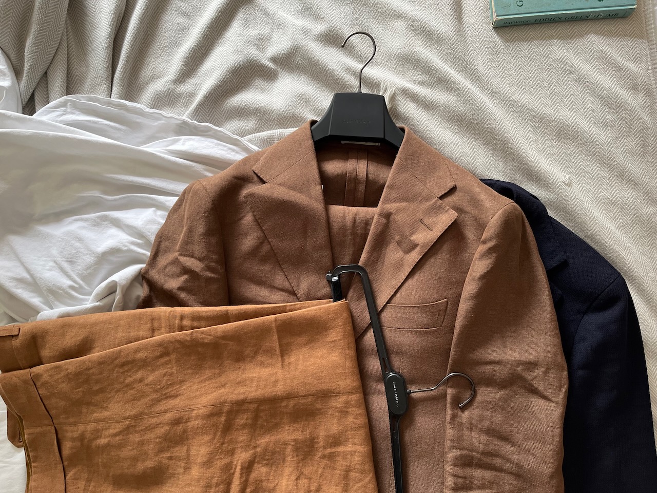 Linen Cotton Vest in Tobacco